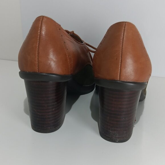 Naturalizer "Kissie", lace-up Oxford stacked heeled shoe, size 7W - Picture 4 of 7